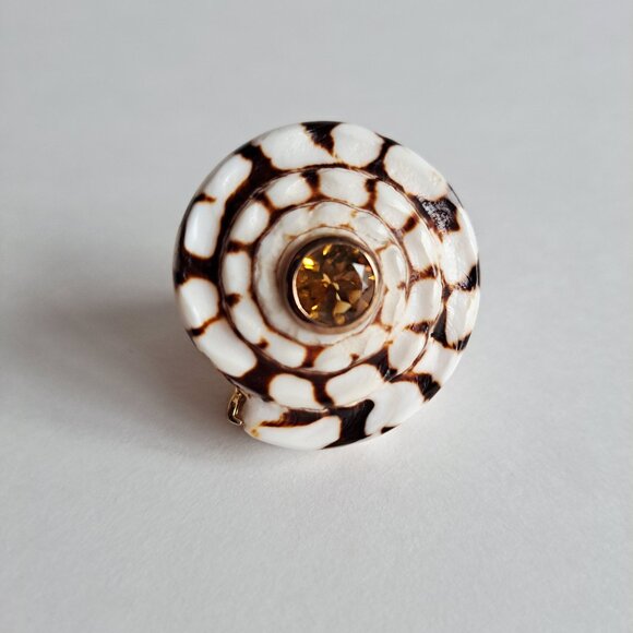 New Angelique de Paris Seashell Gold Plated Ring with yellow Stone Size 7 - Picture 2 of 13